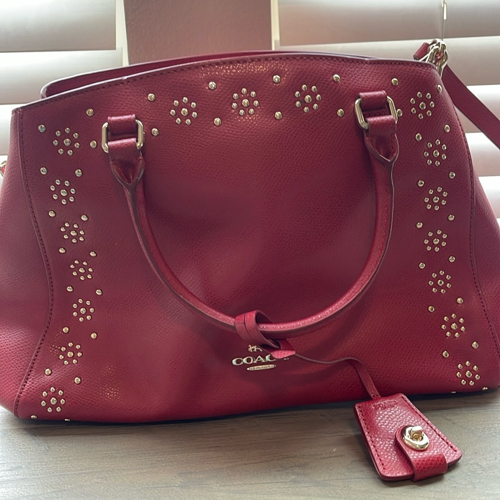 Coach - red shoulder bag